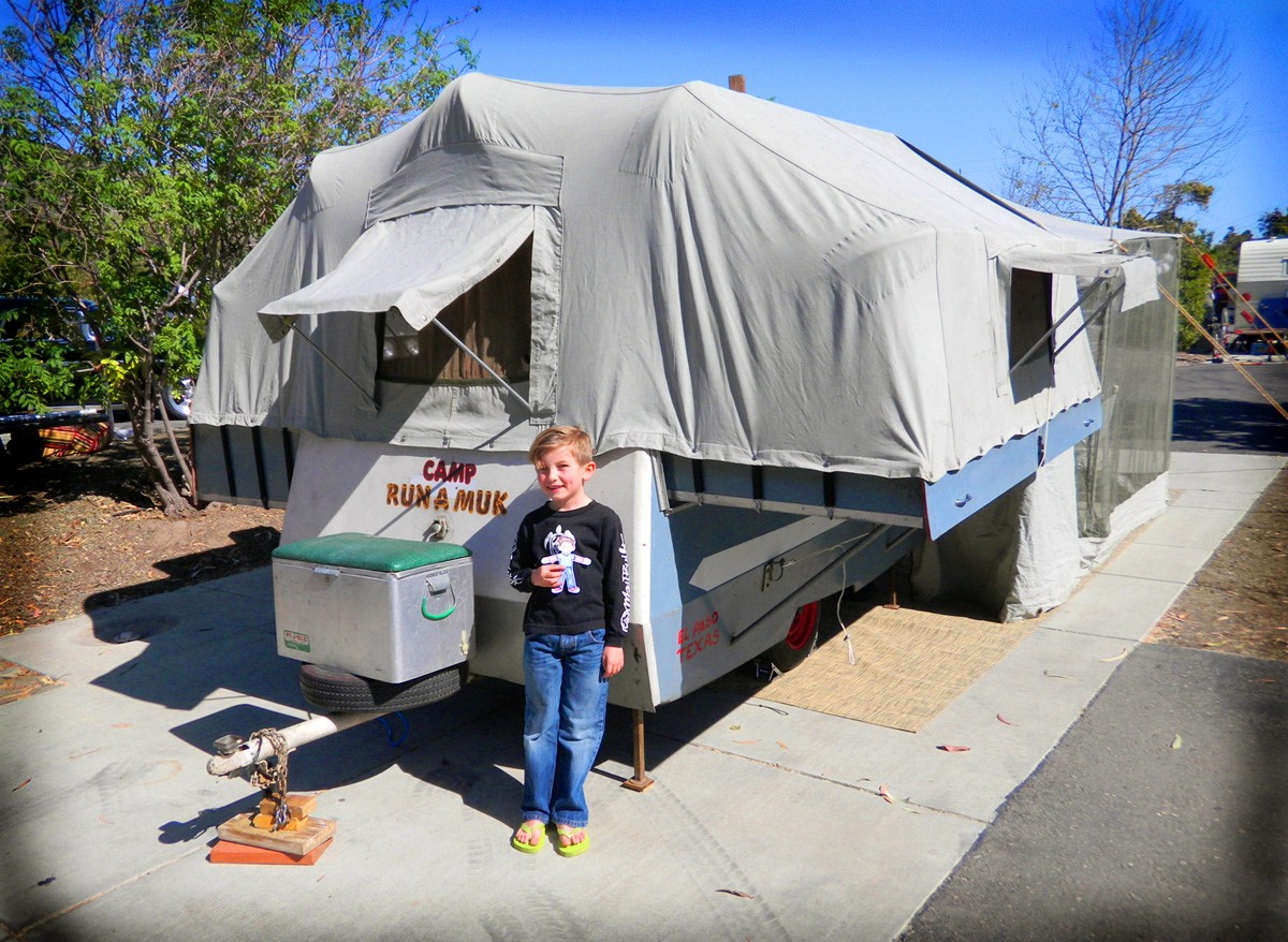 
1958 Hawthorne 
Tent Trailer
[Snortum/Christi]
Shelby &amp; Karin Miller
Santa Fe, New Mexico
 