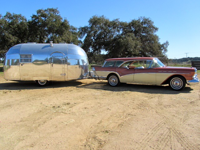 
1949 Airstream Clipper
[1957 Buick 
 tow]
Tom &amp; Patti Reed
Murrieta, California 