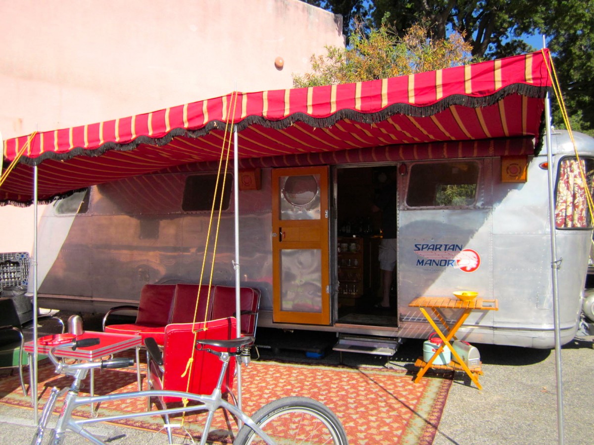 Eric's
1948 Spartan Manor