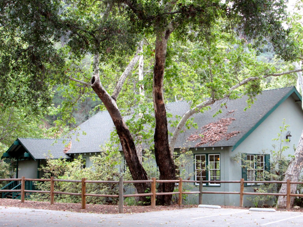 The clubhouse for potluck