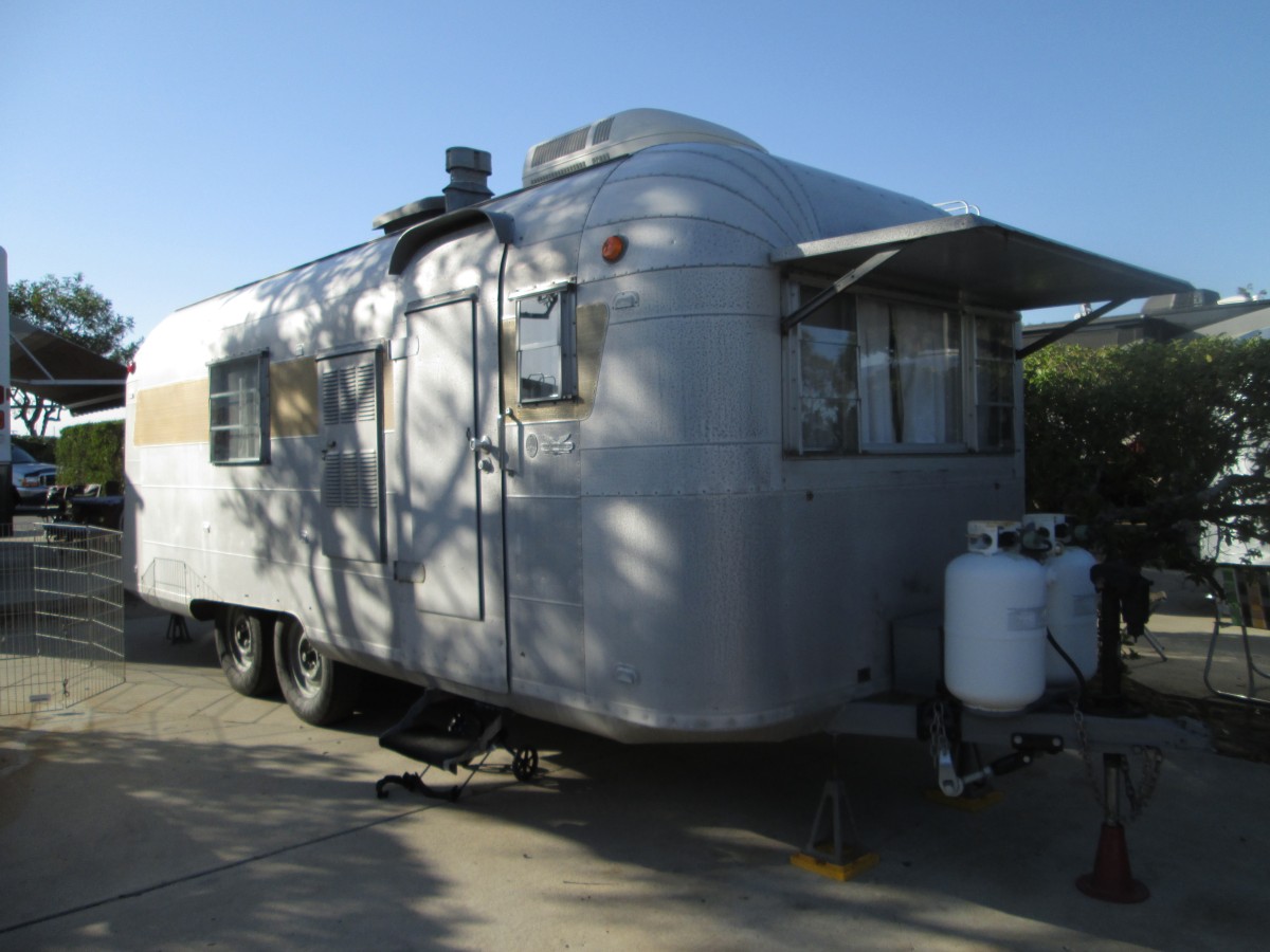 1964 Silver Streak Sabre